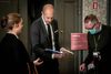 Sundheds- og ældreminister Magnus Heunicke læste op til det sidste inden samrådet. Foto: Mads Claus Rasmussen/Ritzau Scanpix)