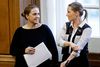 Efter tre år som beskæftigelsesminister bliver Mette Frederiksen (th) justitsminister, efter at Karen Hækkerup har meddelt, at hun forlader politik til fordel for et job i Landbrug & Fødevarer.
