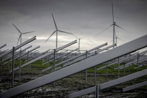 Omstillingen til mere vedvarende energi er imidlertid ikke helt så enkel, som den måske lyder.
