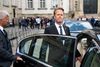 Med jobbet som minister følger en millionløn, pension, ministerbil og privatchauffør. Jeppe Kofod har fået en sort BMW at køre rundt i. Foto: Gregers Tycho