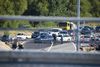 Efter det første stenkast på Fyn har politiet overvejet, og de efterfølgende er en copycat-effekt. Her er det Hillerødmotorvejen, der er lukket efter et stenkast. Foto: Kenneth Meyer/Polfoto