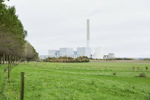 Aarhus skal gribe bolden fra regeringens klimaplan og tilbyde værkerne i Lisbjerg og Studstrup som energiparker for udvikling af teknologi til CO2-fangst, foreslår V-rådmand Bünyamin Simsek.