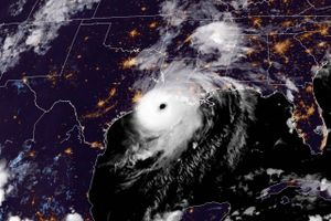 Satellitfoto af orkanen Laura kl. 19.20 PST. Foto: AFP/Ritzau Scanpix
