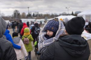 Indtil videre har lande på grænsen til Ukraine ikke bedt om hjælp. Borgere træder til med tøj og husly.