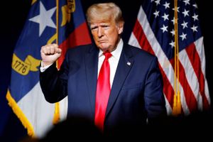 Analyse: Med mandagens afgørelse fra en kongreskomité om at bede det amerikanske justitsministerium om at rejse en strafferetlig sag mod Donald Trump lurer nye problemer i horisonten for den tidligere præsident.