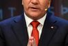 Stefan Löfven kommer på en svær opgave, når han uden parlamentarisk erfaring skal forsøge at danne regering. Foto: AP