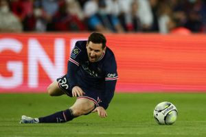 Inflammation i akillessenen gør, at Lionel Messi ikke er med, når Paris Saint-Germain onsdag møder Angers.