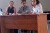 Dette foto fra Human Rights Watch viser Edward Snowden (i midten) ved en pressekonference i Moskvas lufthavn.