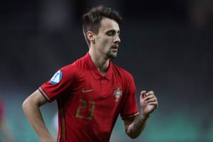 FC Porto og Arsenal er blevet enige om en handel, der sender Fabio Vieira til London på en femårig aftale.