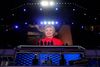 Hillary Clinton tonede frem på skærmen under Demokraternes konvent. Foto: Carolyn Kaster/AP.