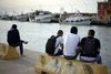 Siden januar 2017 har Frontex organiseret 100 flyvninger med i alt 4.704 hjemsendte migranter ombord. Foto: Andrew Medichini