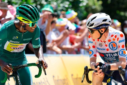 Biniam Girmay og Jonas Vingegaard er begge lysende eksempler på, at passionen er en ultrastærk drivkraft, også på to hjul. Foto: Thomas Samson/AFP