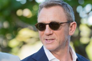 Hvis firmabilen skal skiftes, er det ikke på IAA i Frankfurt, at Agent 007 skal lede. Foto: AP