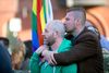50 mennesker blev dræbt ved angrebet på en bar for homoseksuelle i Orlando. Motivet er endnu ukendt, men angrebet er blevet kaldt et terrorangreb og en hadforbrydelse. Foto: Erin Hooley/AP