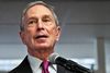 Michael Bloomberg skiftede i 2001 sit mangeårige medlemskab i Det Demokratiske Parti ud med et medlemskab i Det Republikanske Parti, som han så forlod i 2007 for at blive uafhængig.