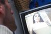 Hævnporno er pornografisk materiale, der deles på internettet uden tilladelse fra den afbildede person.