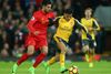 Alexis Sanchez fik lov at spille mod Liverpool, men først efter pausen, og da var det for sent. Foto: AP